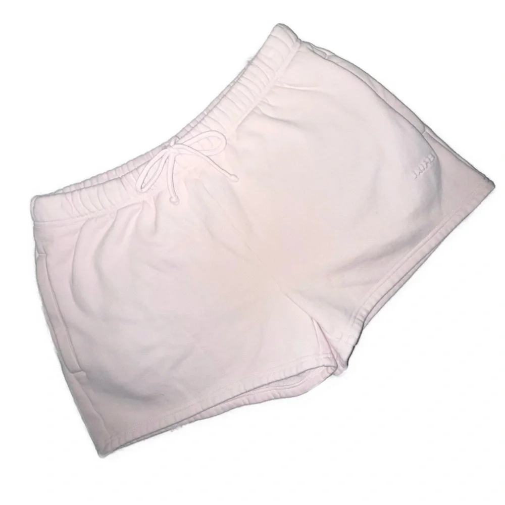 SKIMS Cherry Blossom Cotton Shorts Size Large stretchy pink Barbie - Picture 2 of 7